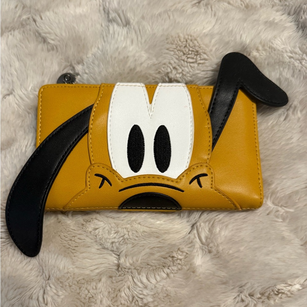 Pluto Loungefly wallet